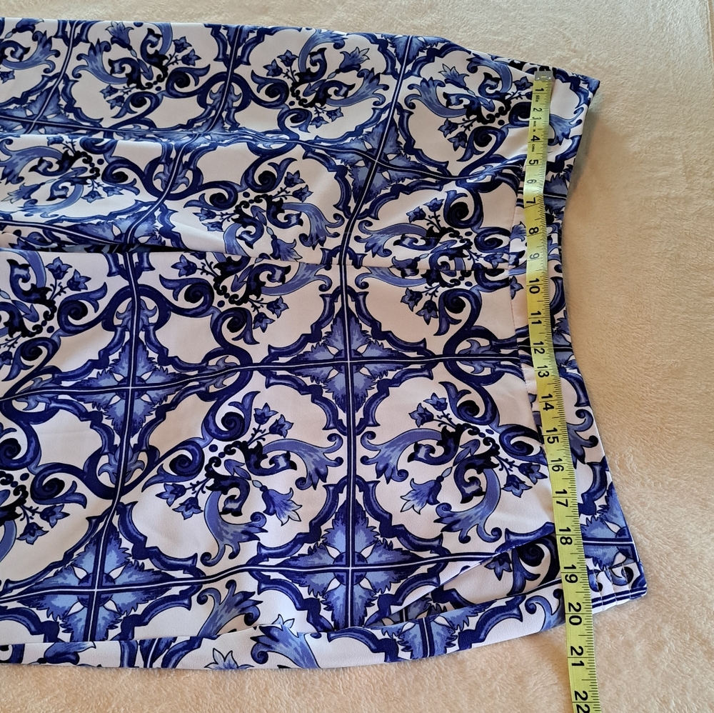 Liz Claiborne Pants - Picture 4 of 7